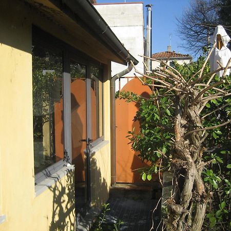 ليفورنو B&B Villa Panicucci المظهر الخارجي الصورة